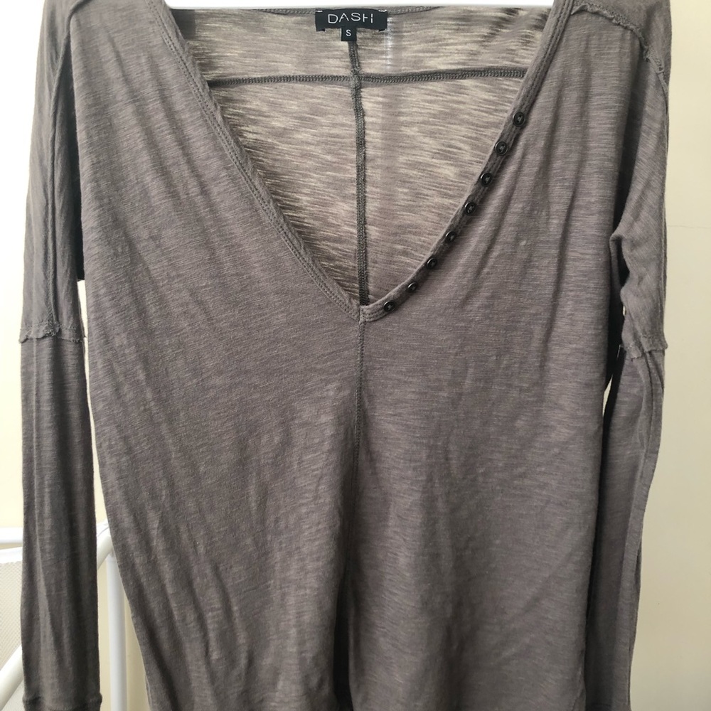 3 for $15—- Dash Long Sleeve grey/green Tee!